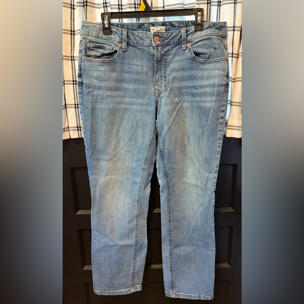 Maurices M Jeans Slim Straight Mid-rise Regular Length 12.